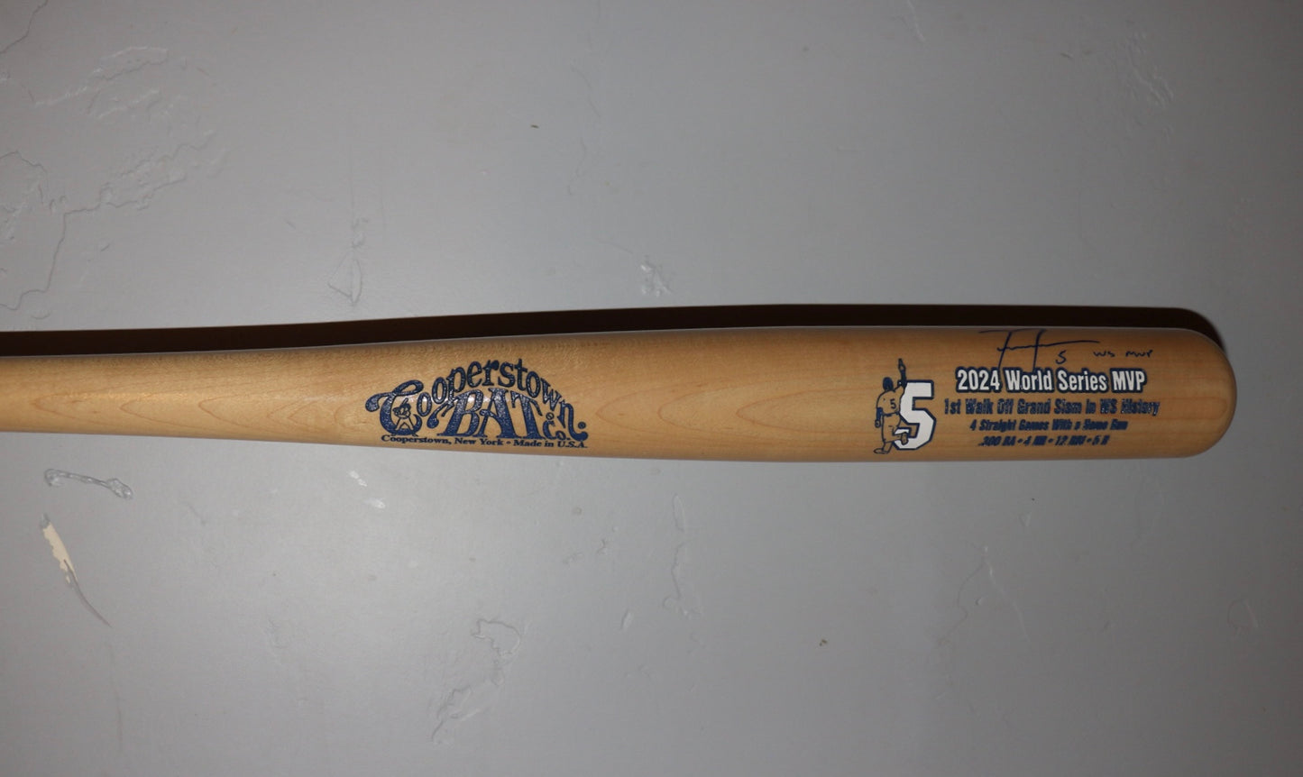 Freddie Freeman 1/1 World Series MVP commemorative signed bat